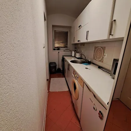 Skenderija Pet Friendly With Garden